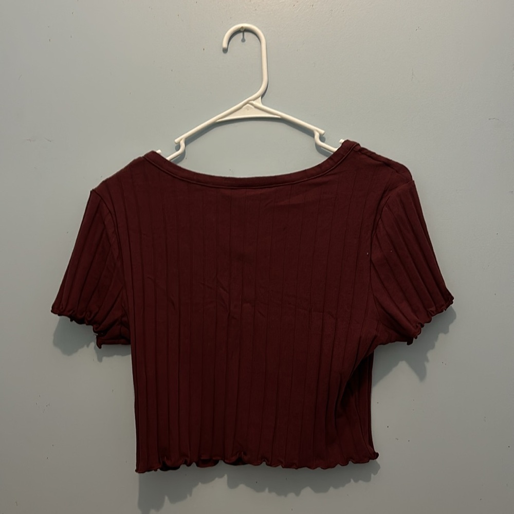 SHEIN EZ wear button up rib knit crop top burgundy size L - Picture 2 of 4